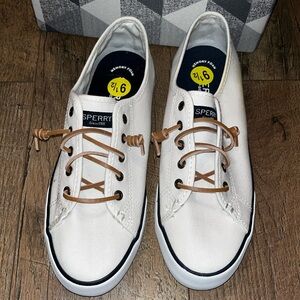 Never worn Sperrys boating shoes white and tan